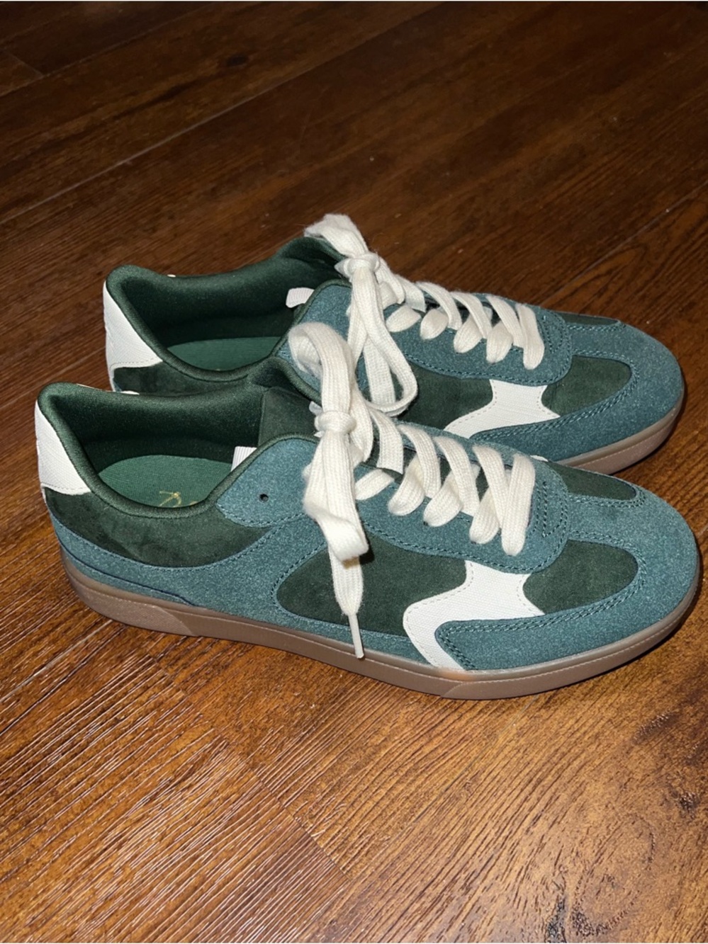 Blowfish Malibu Green Tastic White Retro Casual White Lace Up Sneakers Size 8 - Picture 7 of 12